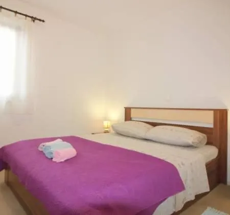 Nina 2 Apartman