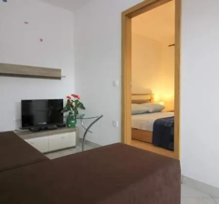 Nina 2 Apartman Poreč